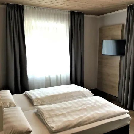 Eberl Hotel-pension Feldmoching Pensión