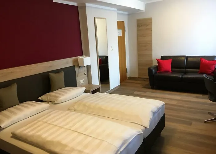 Eberl Feldmoching Konukevi Münih