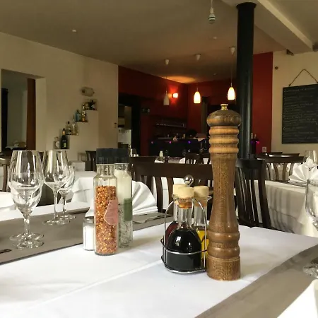 Eberl Hotel-pension Feldmoching 3*