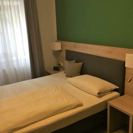 Eberl Hotel-pension Feldmoching München